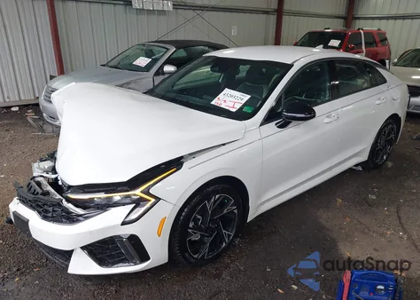 2025 Kia K5 Gt-Line z USA, uszkodzony, nr VIN KNAG64J72S5371955